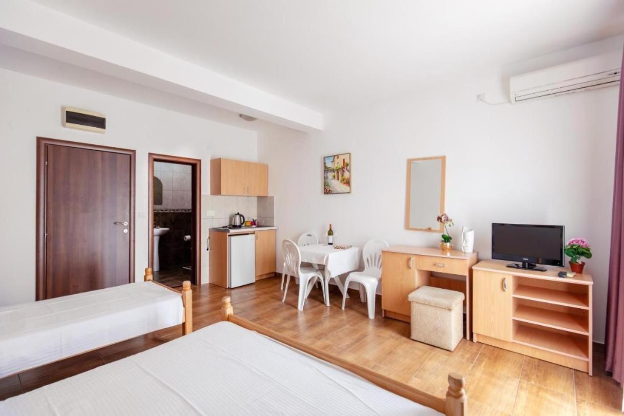Apartmani Franeta 布德瓦 外观 照片