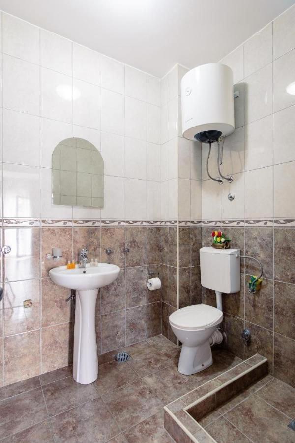Apartmani Franeta 布德瓦 外观 照片
